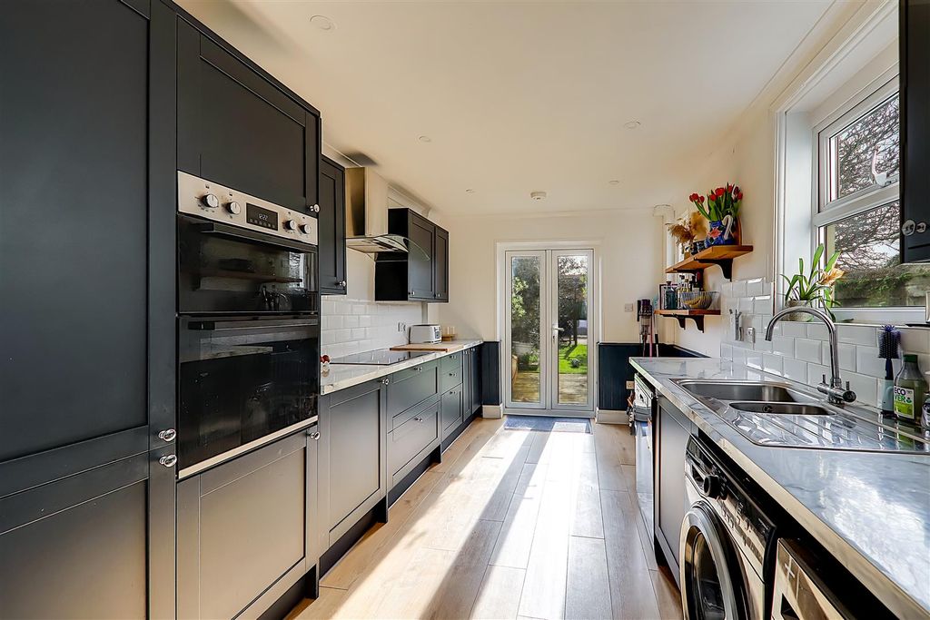 Property photo 2 of 17 Img_3041-Img_3043.Jpg