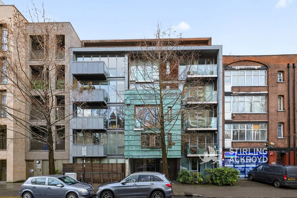 Property photo 3 of 20 Pbox-Img.Jpg