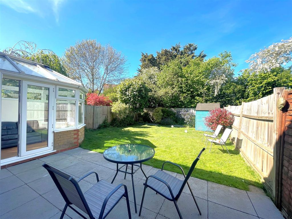Property photo 3 of 20 Hedgerows Rear Garden 1.Jpg