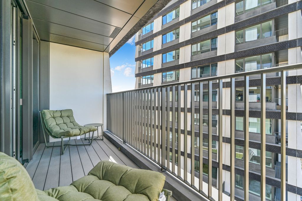 Property photo 2 of 15 Photo 2