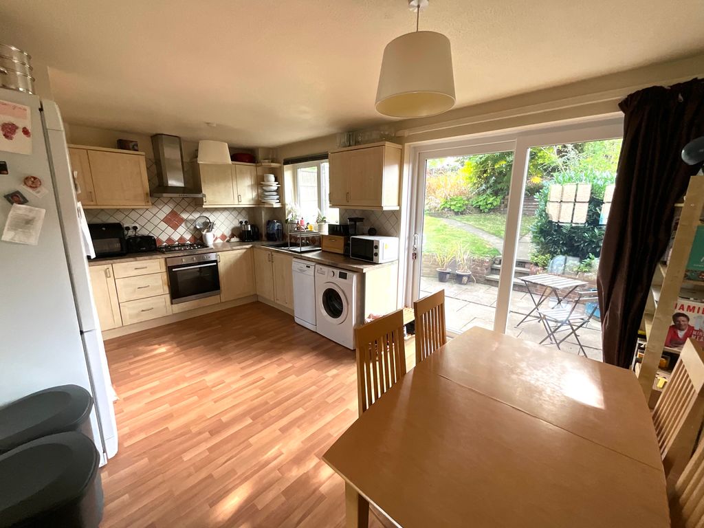 Property photo 2 of 17 Img_4631