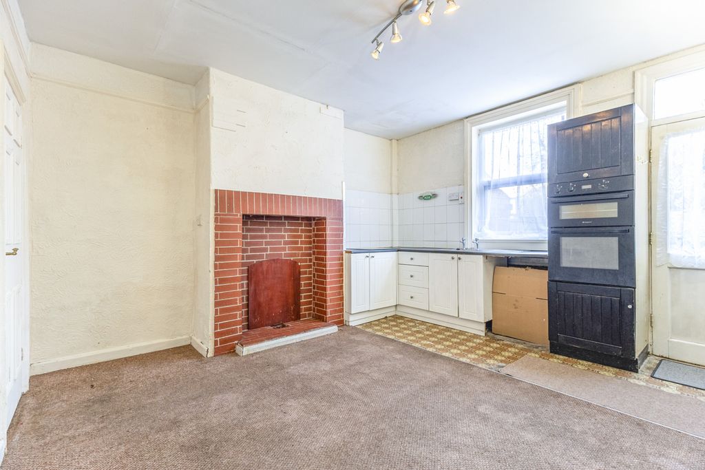 Property photo 2 of 14 Kitchen/Diner