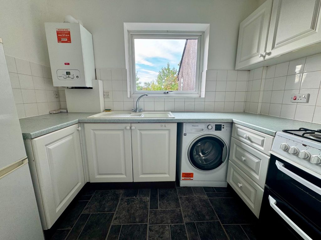 Property photo 3 of 6 1707623