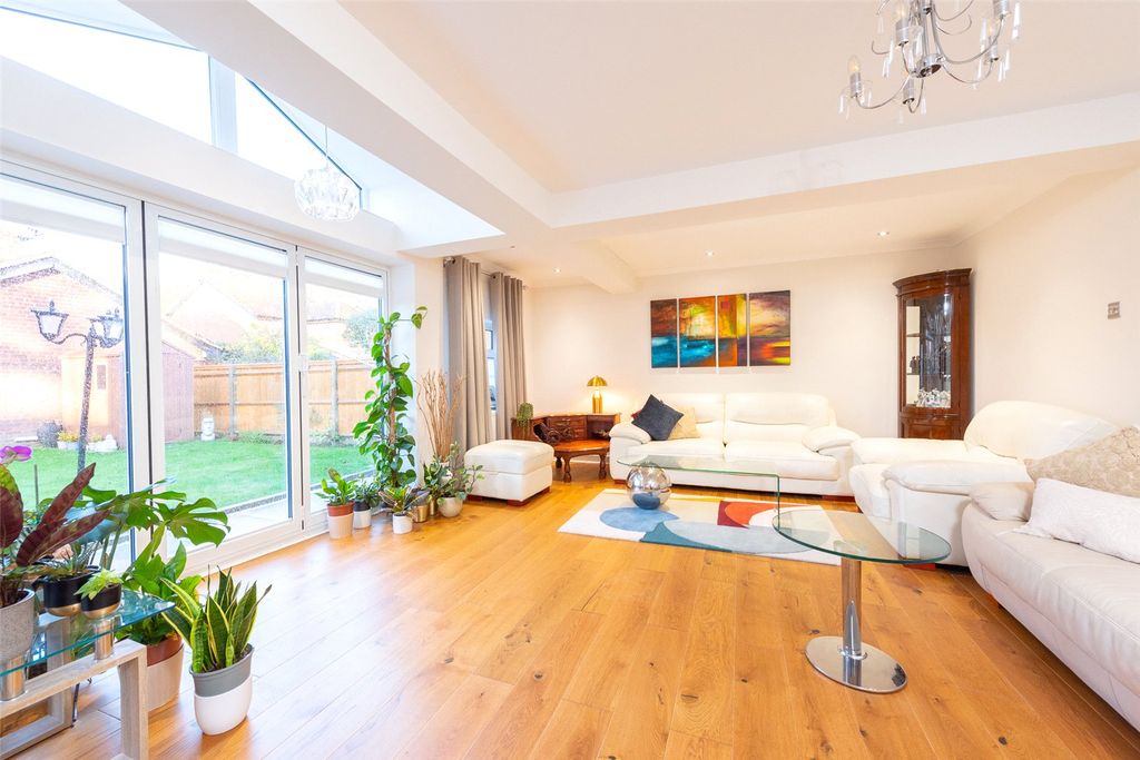 Property photo 2 of 19 Picture No. 46