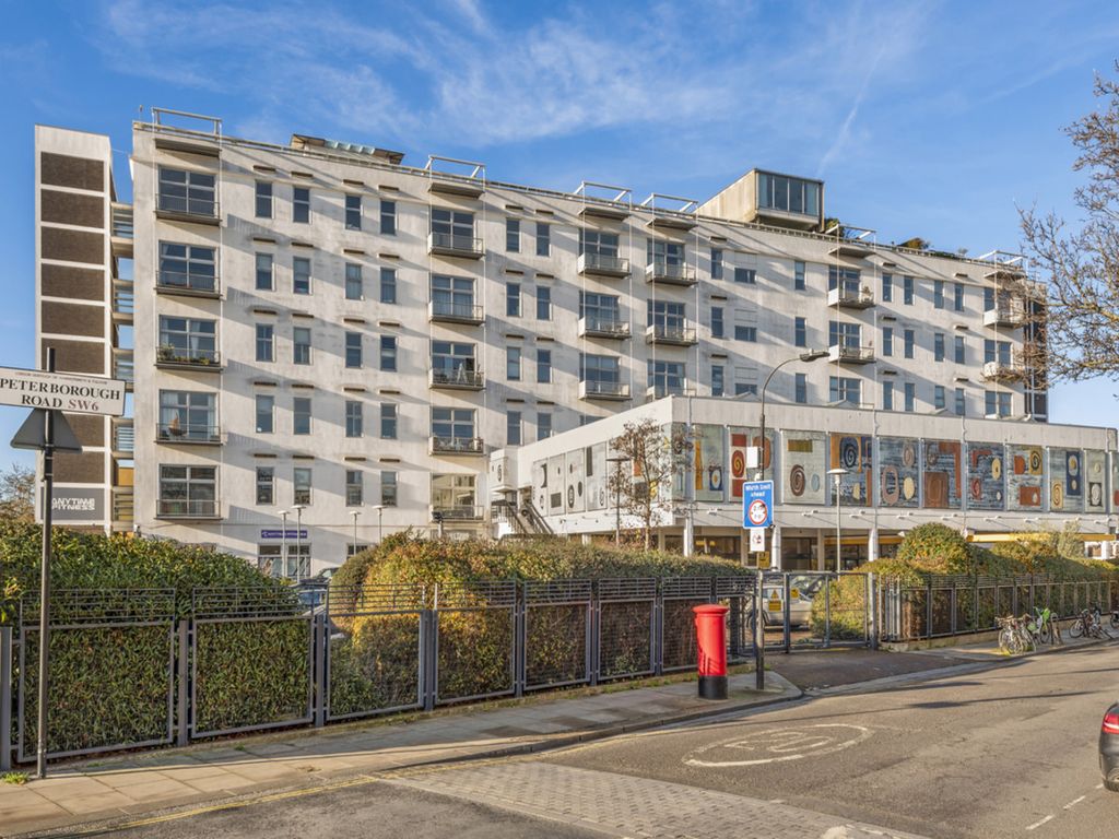 Property photo 2 of 15