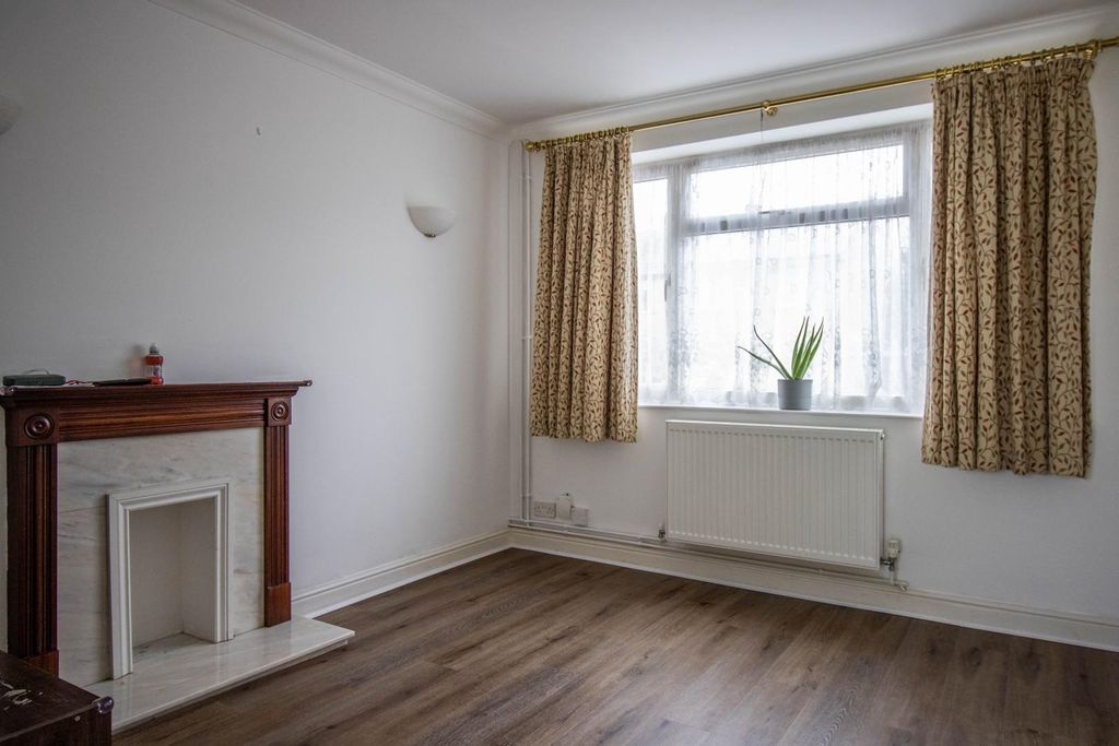 Property photo 2 of 14 Img_2689.Jpg