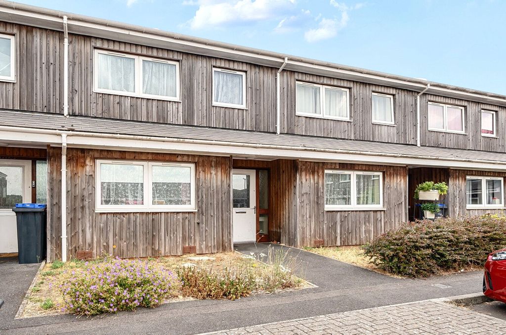 Property photo 1 of 9 1495607-2-6A621Da...