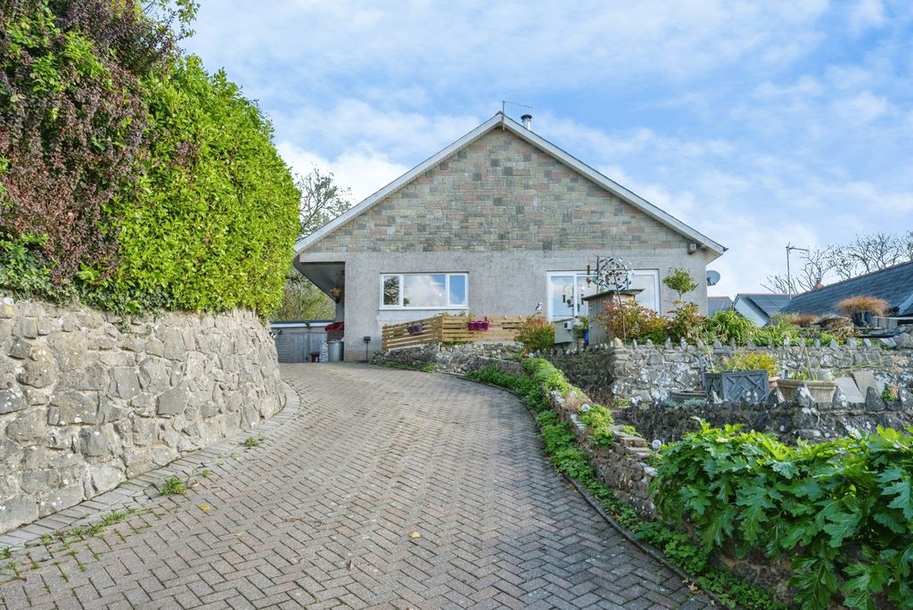 Property photo 1 of 22 Pbox-Img.Jpg