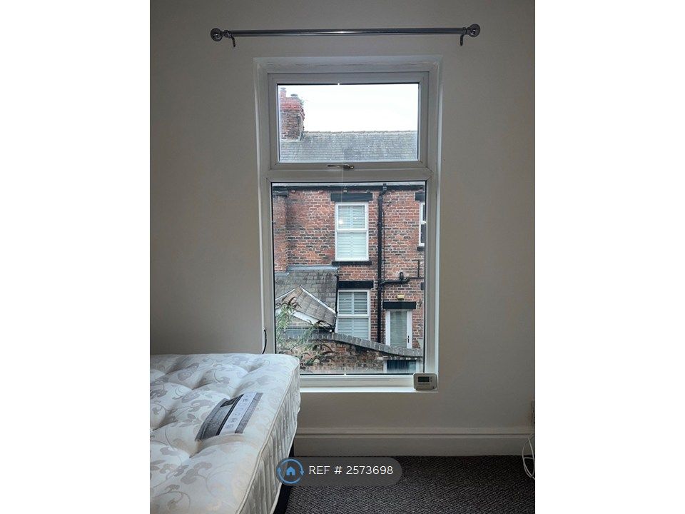 Property photo 3 of 27