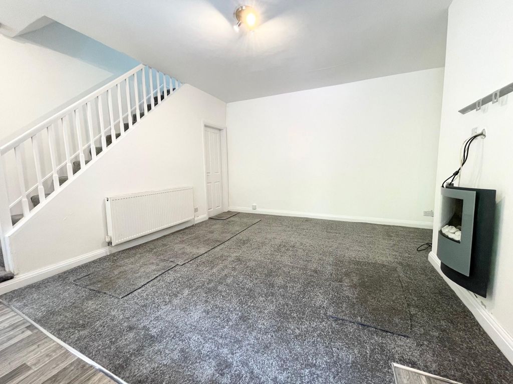 Property photo 3 of 7 0 General