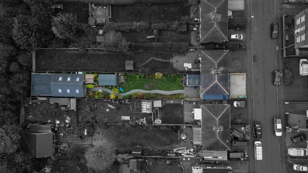 Property photo 2 of 29