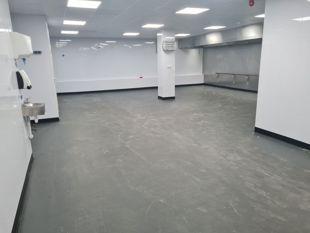 Property photo 3 of 4