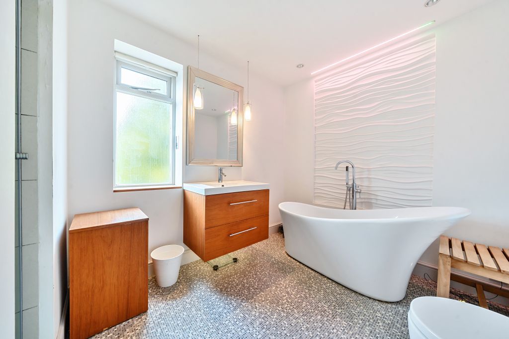 Property photo 2 of 10 2