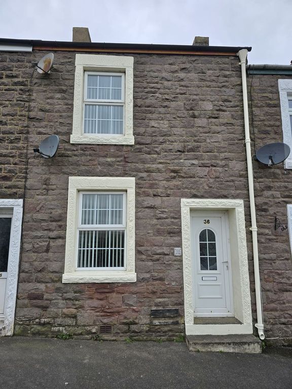 Property photo 2 of 15 Photo 16