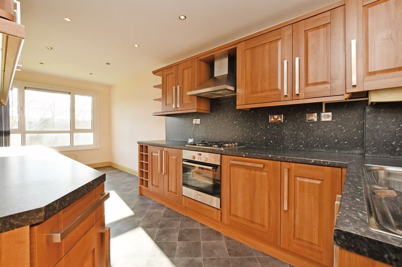 Property photo 2 of 17 Kitchen