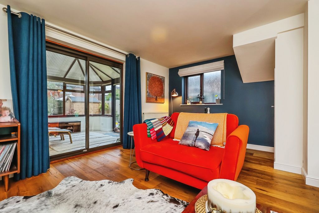 Property photo 3 of 15