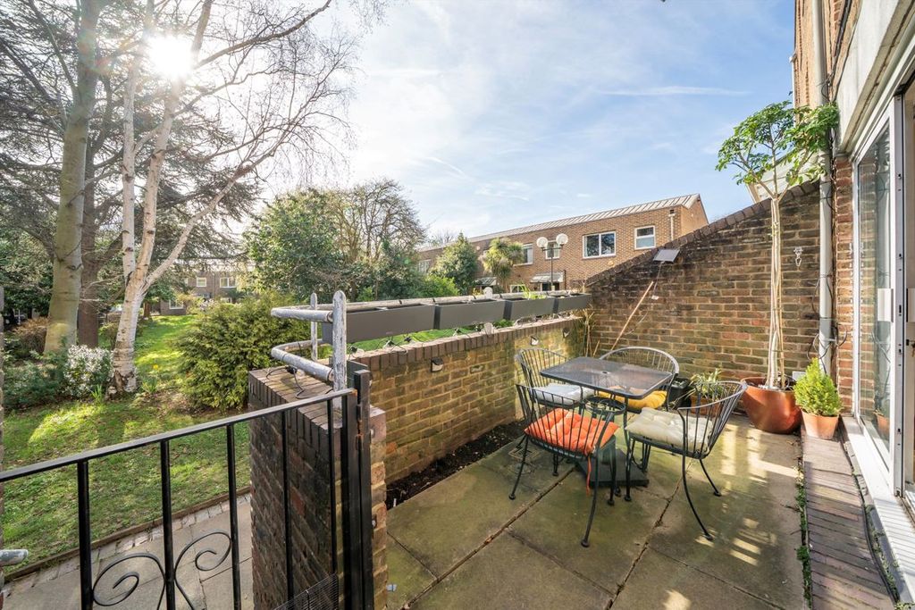 Property photo 2 of 14