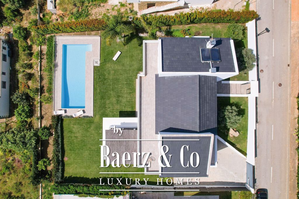 Property photo 1 of 35