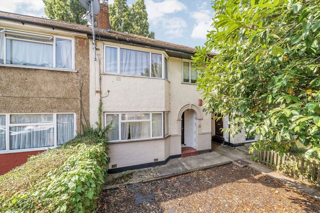 Property photo 1 of 5