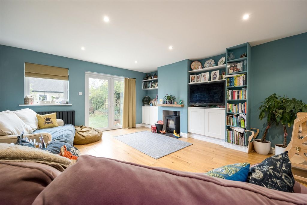 Property photo 1 of 17 Open Plan