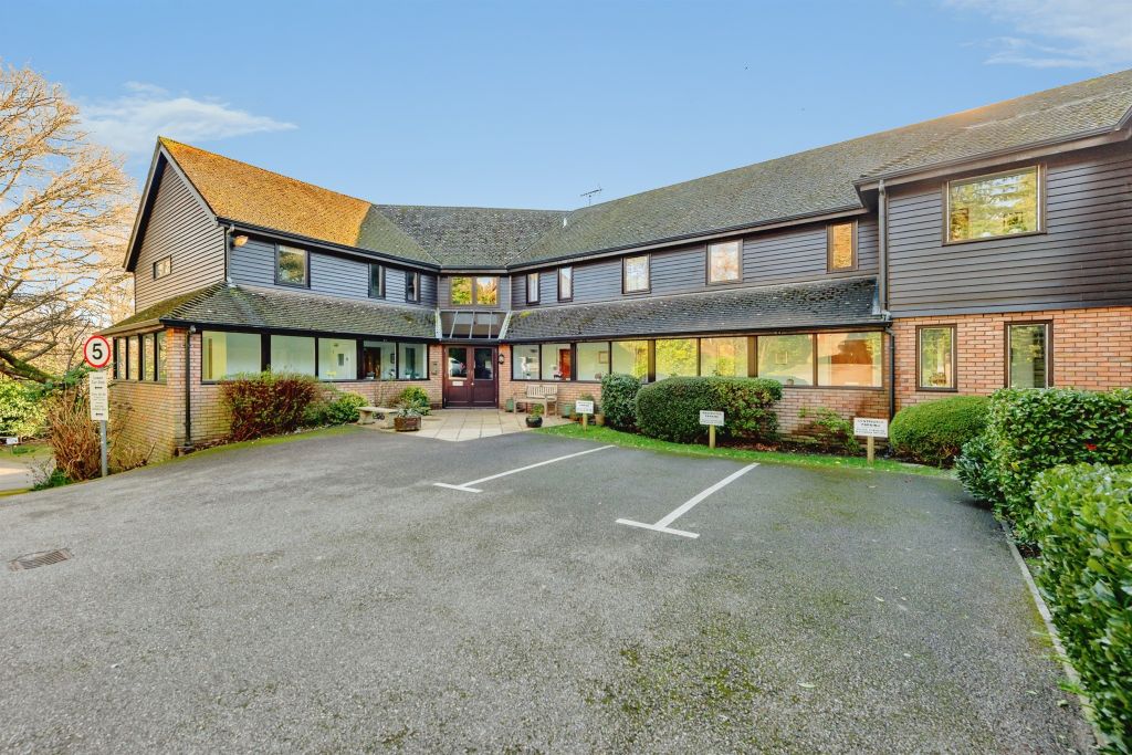 Additional image 8 of 2 bed flat for saleSackville Court, East Grinstead RH19