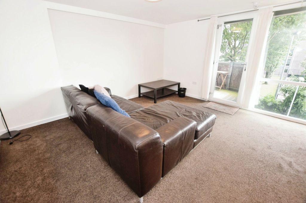 Property photo 1 of 21 Picture No. 31