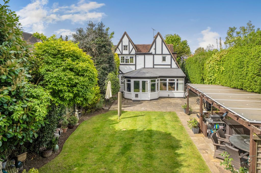 Property photo 1 of 21 Garden