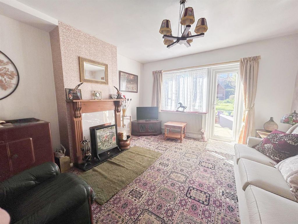 Property photo 3 of 13 5-023B0Bcf-9911-44B1-Bf13-2c66ee2d14d2.Jpg