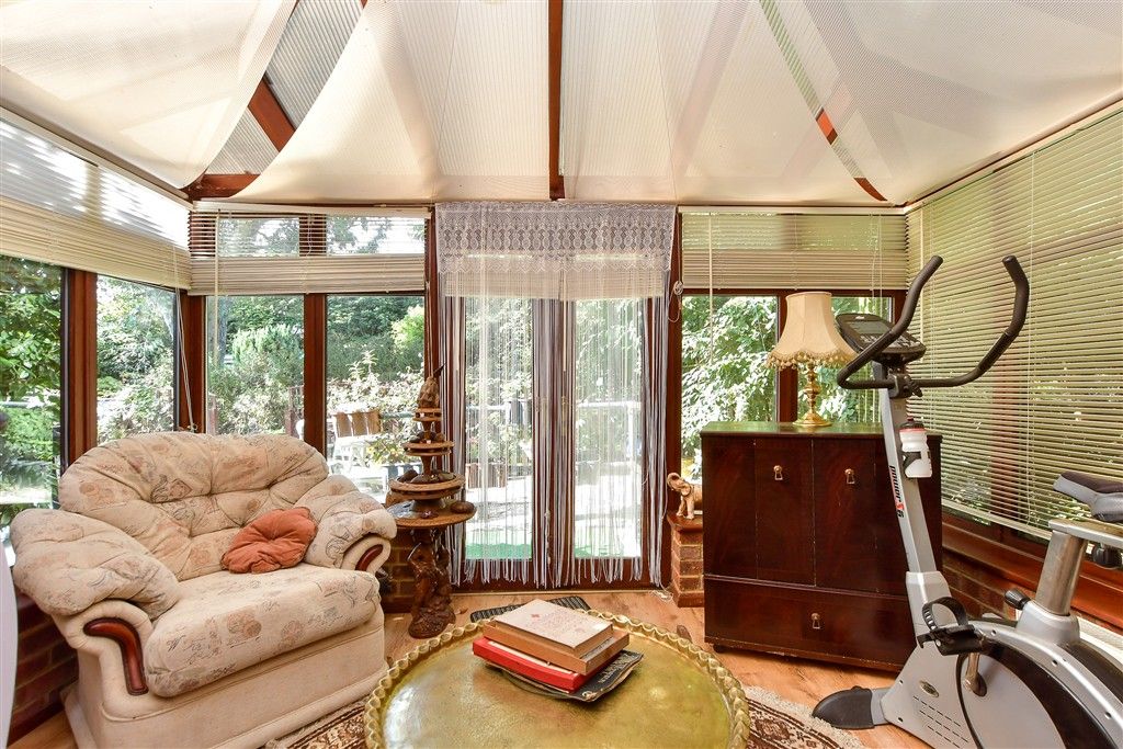 Property photo 1 of 13 Conservatory