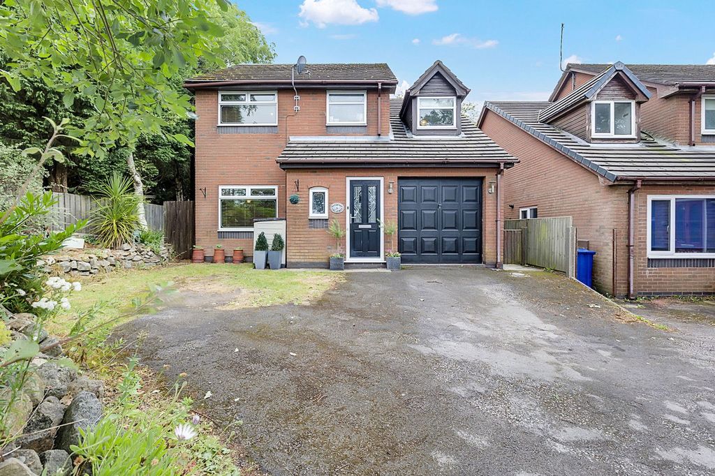 Property photo 1 of 29