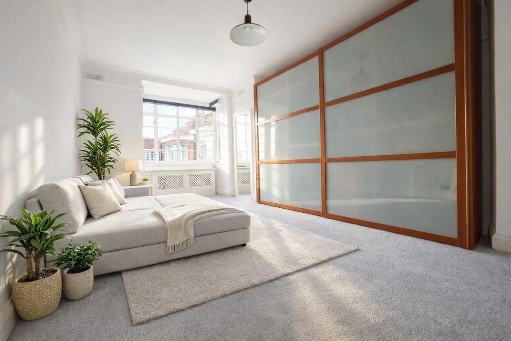 Property photo 3 of 10 A1957687-5Ffc-4c7A-9B6c-Fae8B6Fbb6Ec.Png