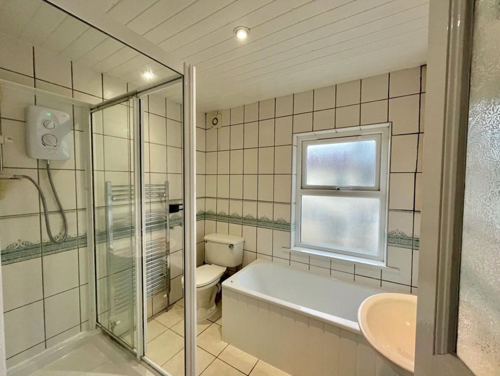 Property photo 3 of 4 Picture No. 04