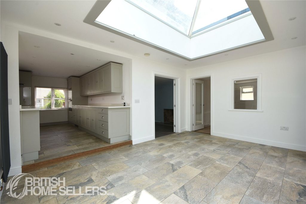 Property photo 2 of 33 Picture No. 33