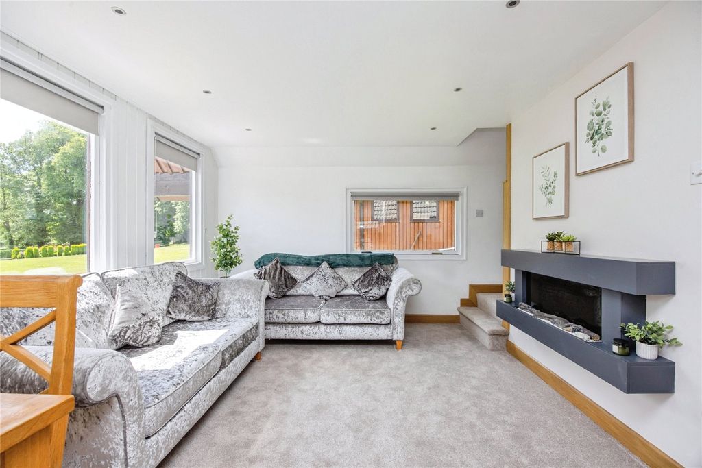 Property photo 3 of 18 Picture No. 20