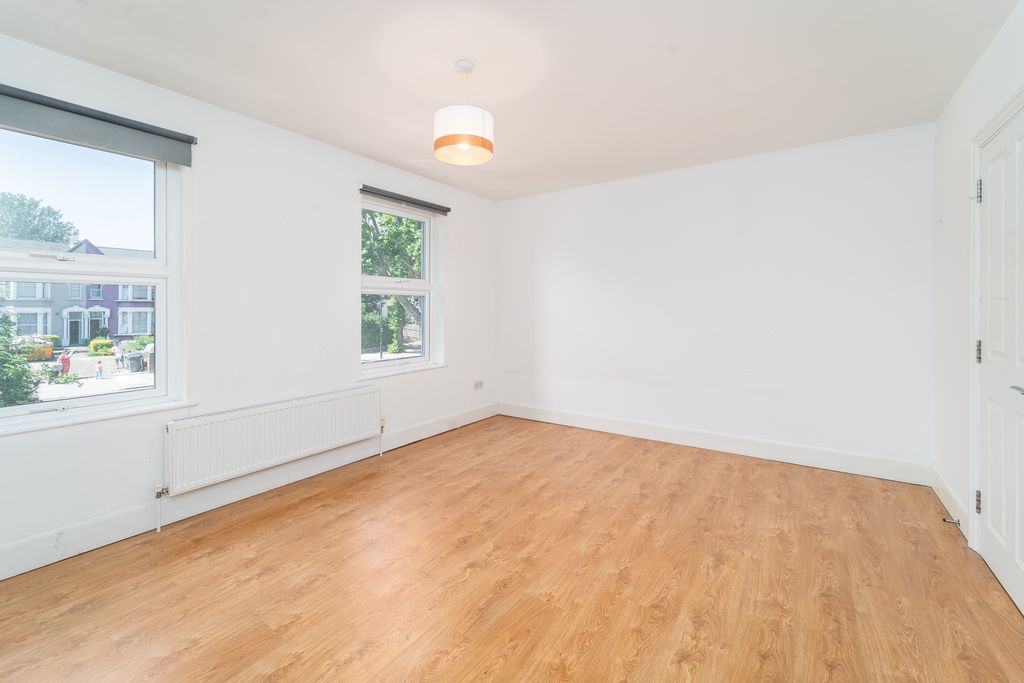 Property photo 2 of 9 Ndb09068-Edit