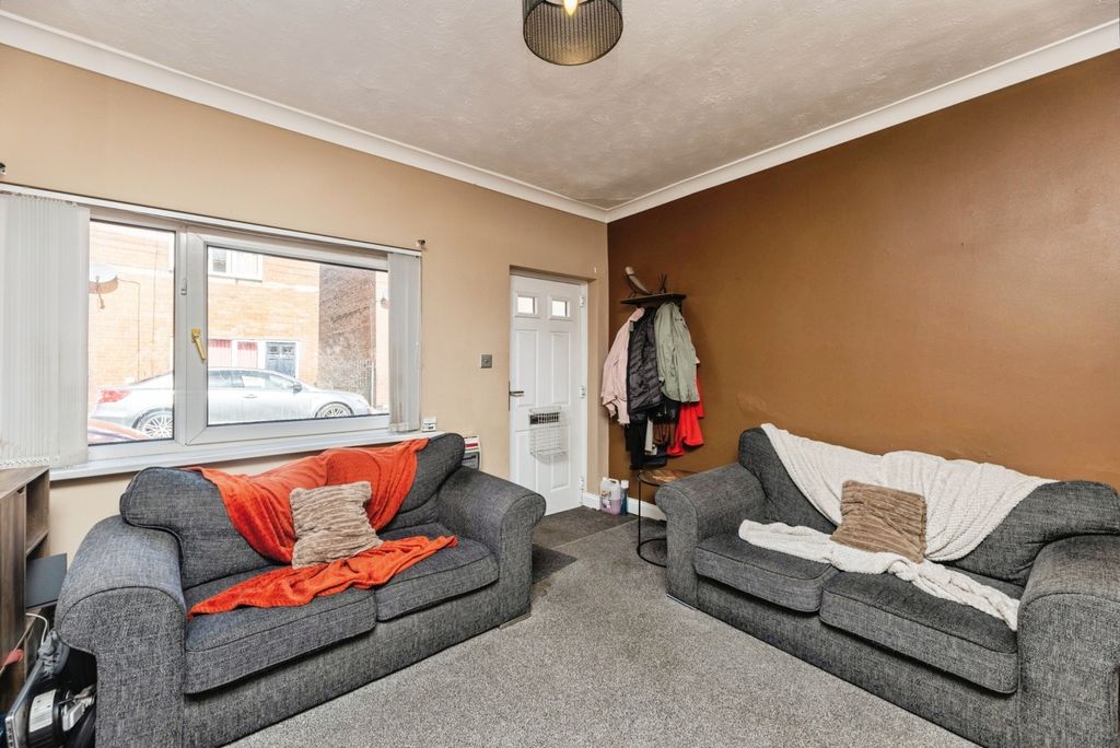 Property photo 3 of 10 Image 3