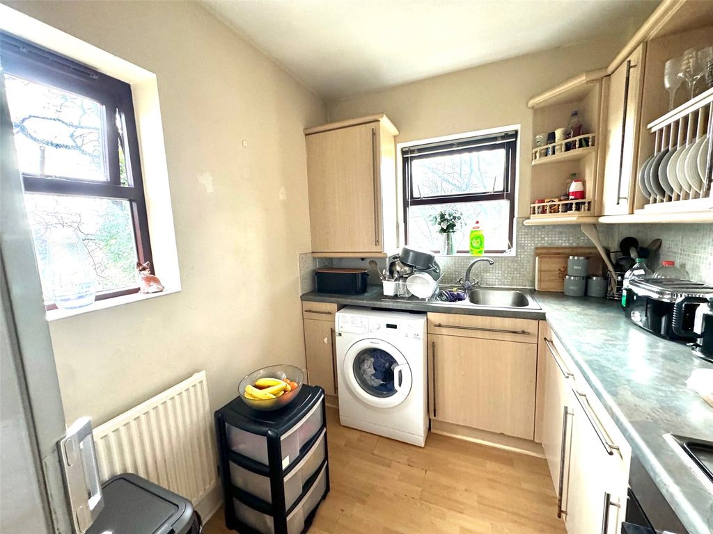 Property photo 3 of 7 Picture No. 09