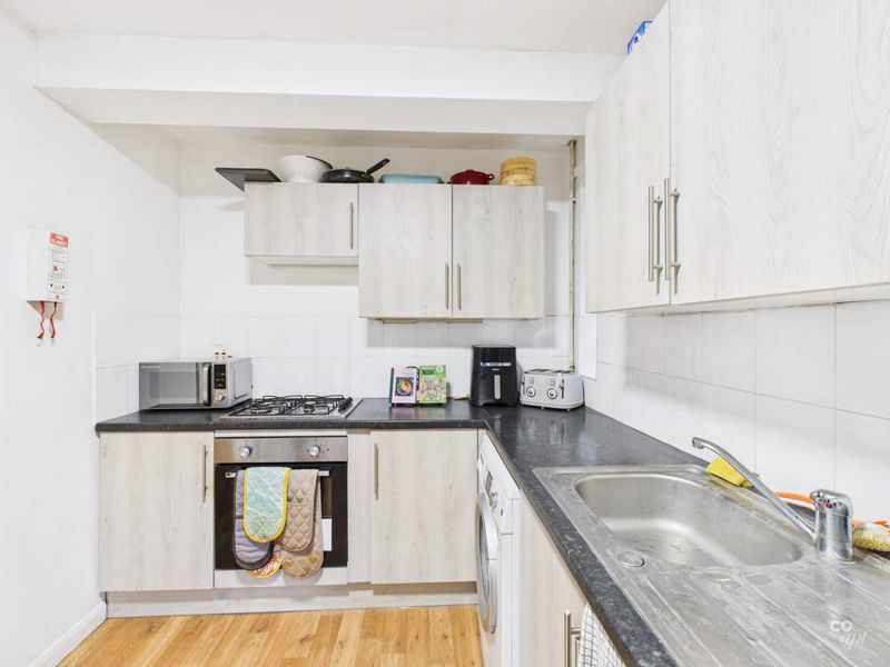 Property photo 2 of 13 Kitchen