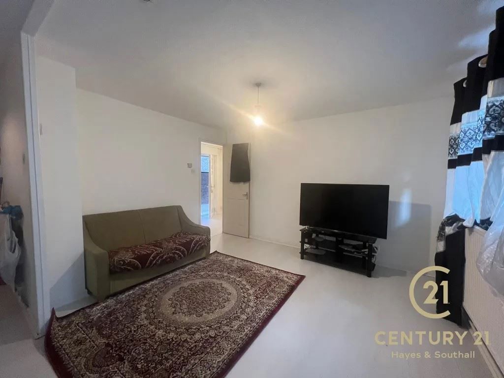 Property photo 1 of 5