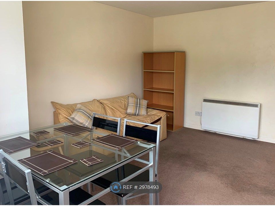 Property photo 3 of 11