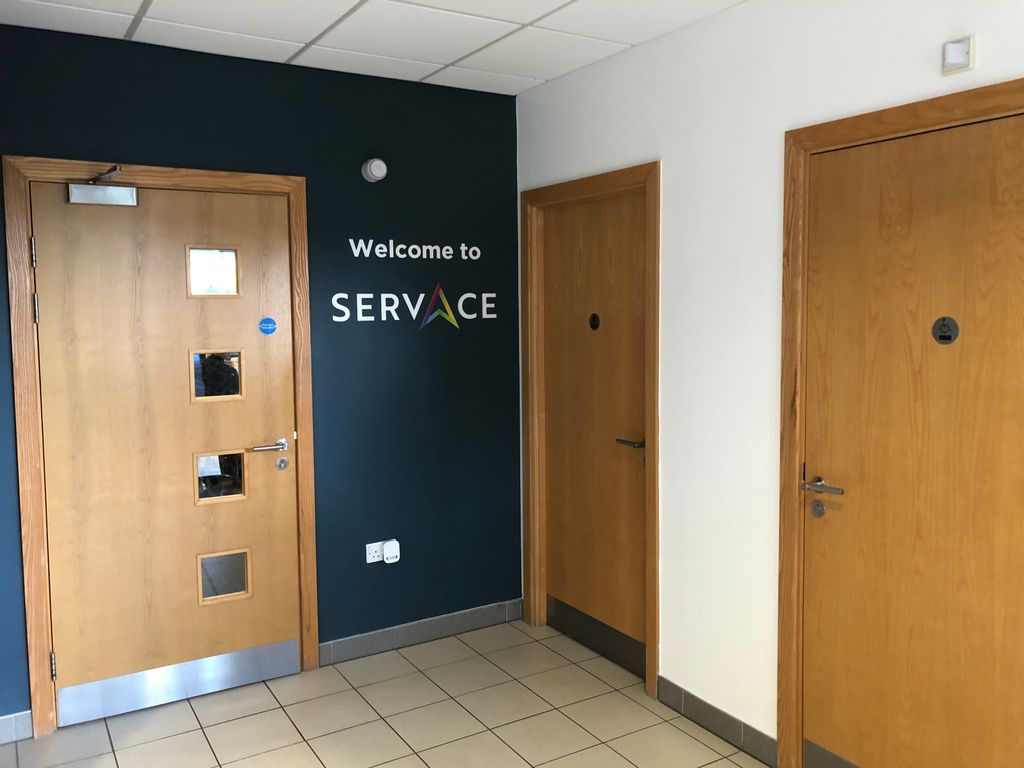 Property photo 2 of 10