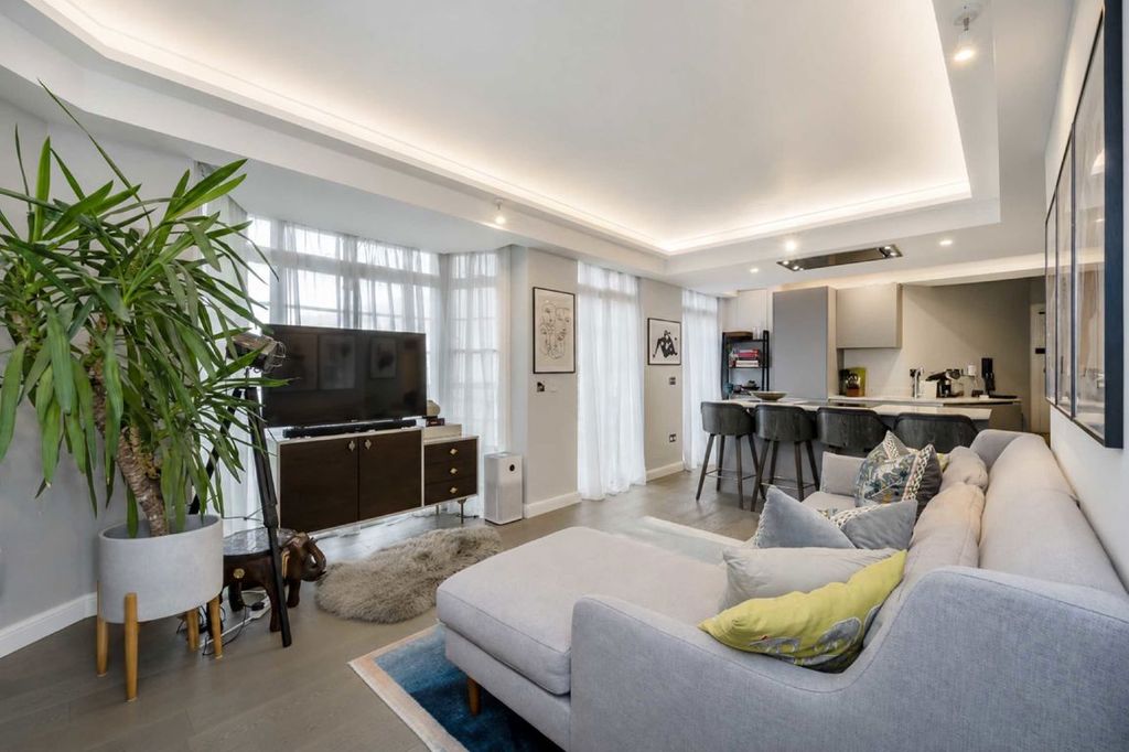 Property photo 1 of 7