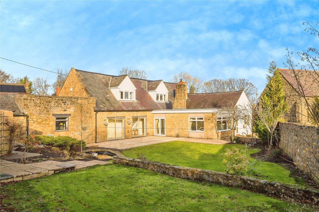 Property photo 3 of 37 Rear Garden