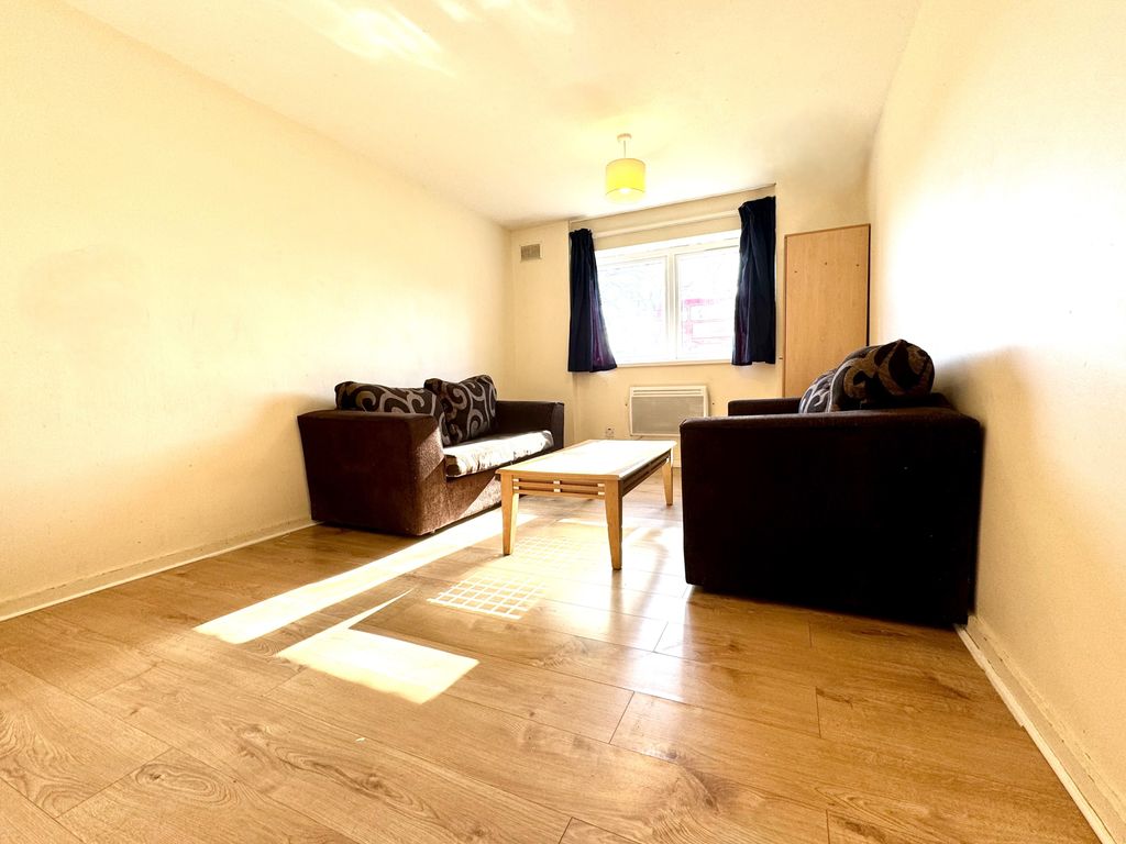Property photo 2 of 5