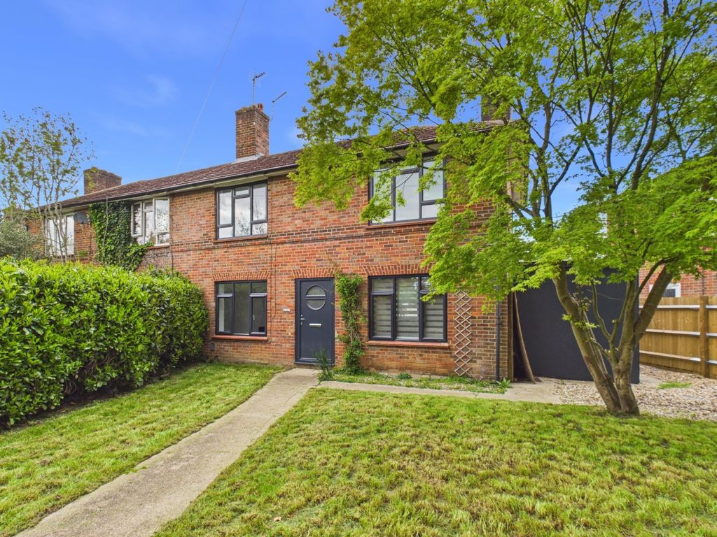 Property photo 1 of 11 Front