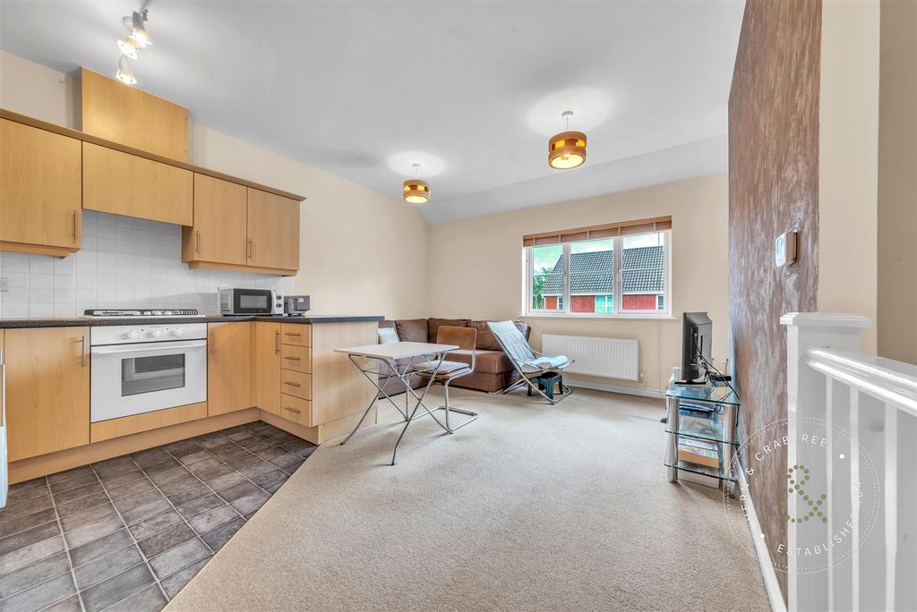 Property photo 3 of 20 Watkins-Square-06.Jpg
