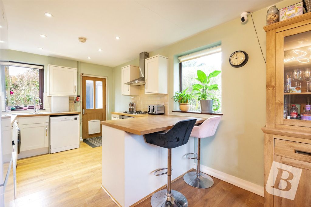 Property photo 2 of 25 Kitchen/Diner