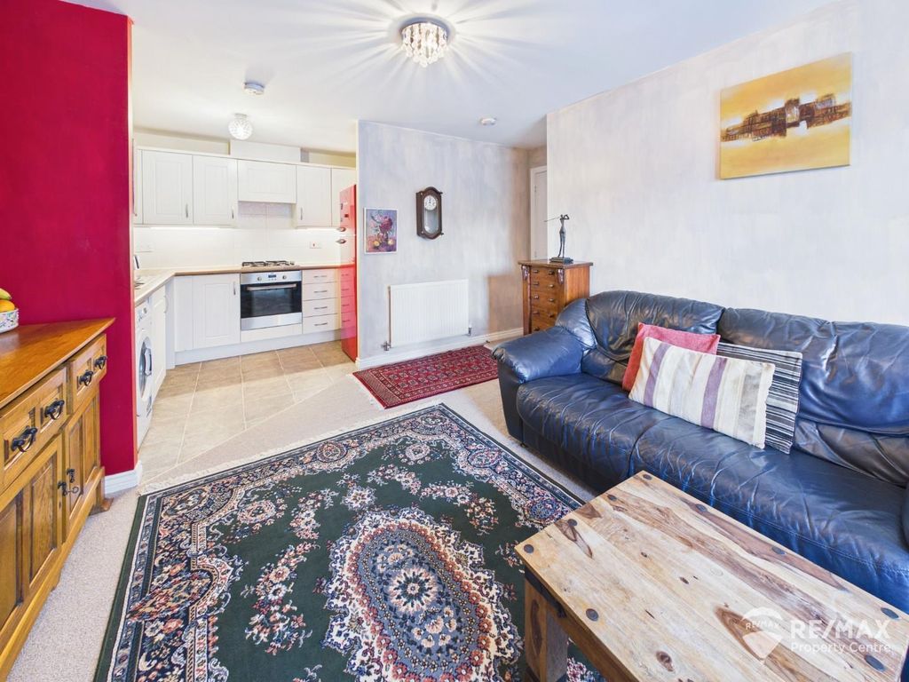 Property photo 3 of 10 Kitchen Living Area.Jpg