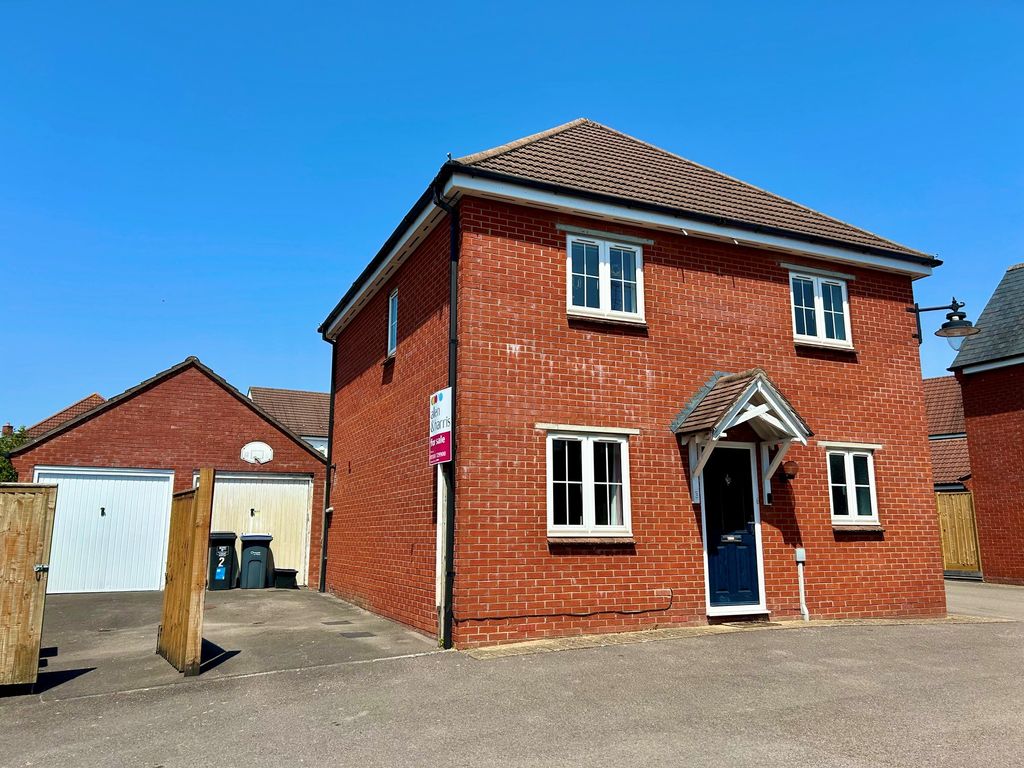 Property photo 1 of 13