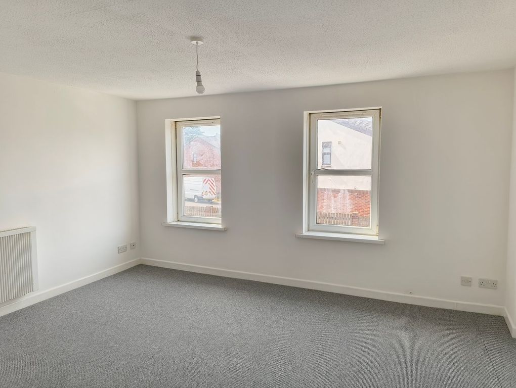 Property photo 2 of 5 Lounge